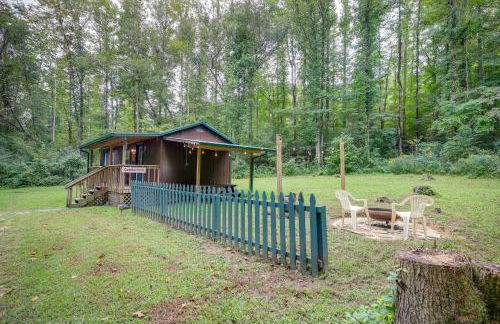 Serene Briceville Vacation Rental Cabin with Grill! - Foto 22