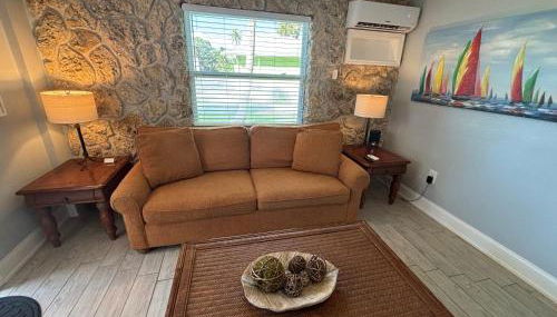 Sand Dollar Updated Kitchen Washer Dryer On River 1 Mile to Beach Sleeps 4 - Foto 4