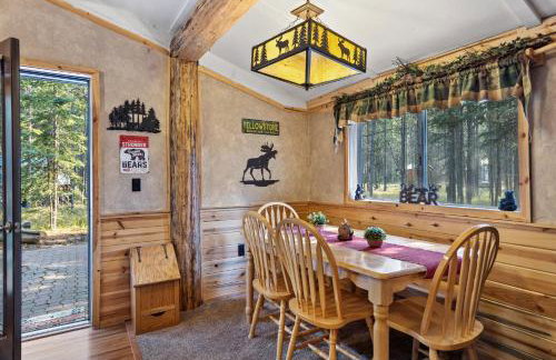 Hayloft Hollow by KABINO Fire Pit Fireplace Loft with Low Ceiling High Chair WiFi - Foto 14