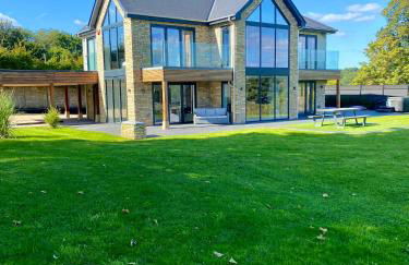 Stunning modern home set in beautiful grounds. - Foto 59