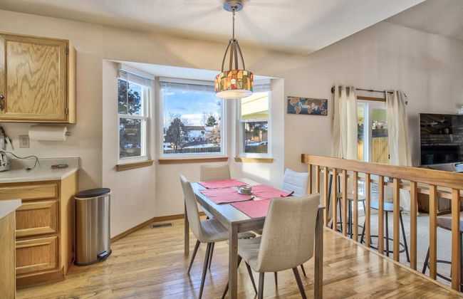 4BR Spacious & Comfortable Mid-term & Corporate Rental - Photo 49