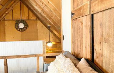 Blufftop Cabin Retreat Hot Tub and Fall Views! - Foto 25