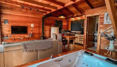 Cabana Rústica com vista para as Montanhas - Foto 2