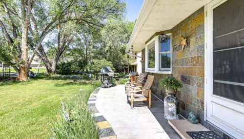 Walk to Main St Carbondale Apt with Shared Patio - Foto 2