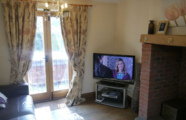 Measure Cottage - Sleeps up to 5 - Henley in Arden - HOT TUB - Foto 9