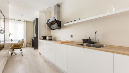 Appartement spacieux et moderne 4 chambres à 5mn à pieds République - Foto 4