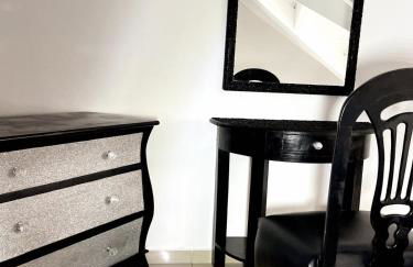 Diamond City Lux Apartment - Photo 37