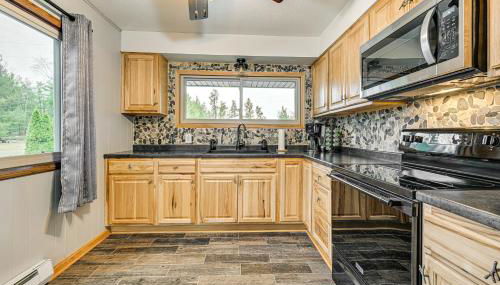 Canal-Front Cabin Dock and Fire Pit in New Lisbon - Foto 4