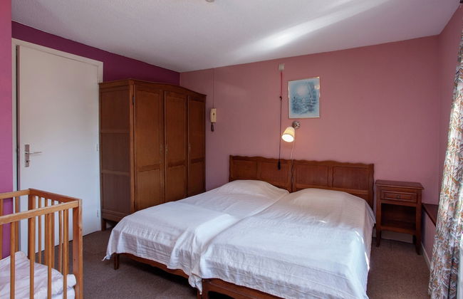 House in Natural Area Ideal for Families with Games Room, Sauna, Hot Tub - Photo 3