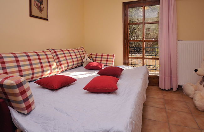 Family Maisonette with Pool near Beach - Foto 7