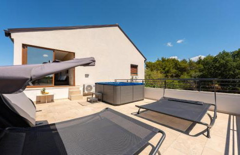 4 Bedroom Gorgeous Apartment In Korlat - Foto 3