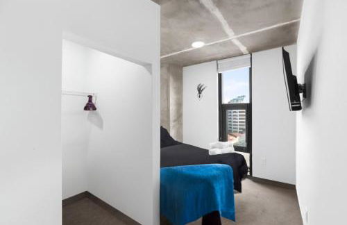 Prime 2BR Stay Five Points and Nightlife 7th - Photo 12