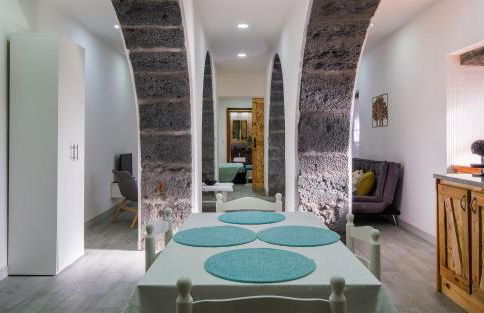 Castanheiro's Place - Photo 11