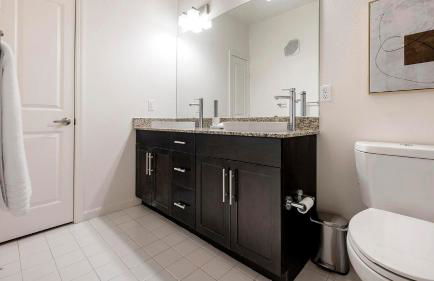 Landing Stylish 1BD Game Room Gym - Foto 10