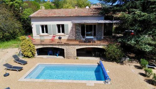 Maison avec piscine chauffée, centre village - Photo 2