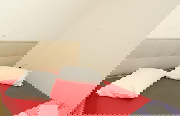 Apartment 4 Sleeps 4 Guests - Photo 5