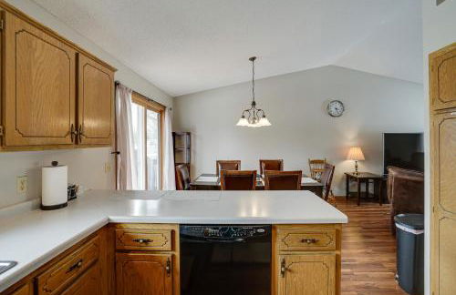 2 Mi to Super Rink Sporty Group Getaway in Blaine - Foto 10