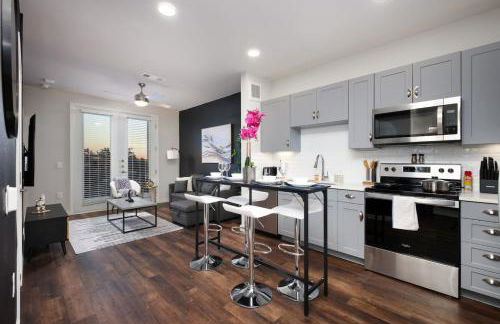 Spacious 1BR w Pool&Prkng, Near Rvrwlk & Conv Ctr - Foto 47