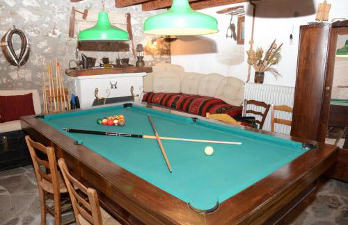 Giorgos' & Noula's Cottage in Desfina village- near Delphi - Foto 24