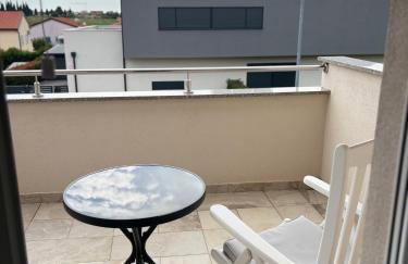 Villa Silver Novigrad with private pool - Photo 46