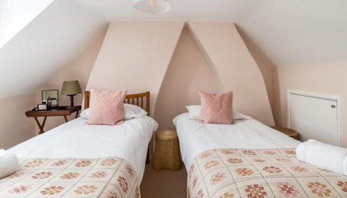 Charming 2 Bed Cottage in the Heart of Adderbury Pass the Keys - Foto 4, towels, Other