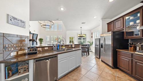 Austin Epic Stay Yoga Gym BBQ Yard WiFi Games - Foto 4