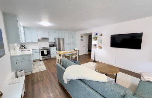 Cozy One-Bedroom Coastal Retreat - Walk to Beach - Foto 2