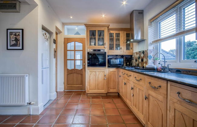 Little Glen - 3 Bedroom Holiday Home - Tenby - Foto 5