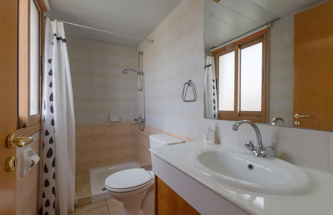 Villa Argaka Sunset Large Private Pool Walk to Beach Sea Views A C Wifi Eco-friendly - 2760 - Foto 45