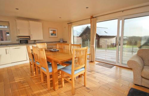 ON-SITE WATERSPORTS family lodge - Foto 3