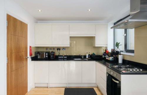 Stylish Hoxton 2 Bedroom 2 Bathroom Apartment Near Shoreditch, Sleeps 6 - Foto 5