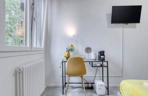 FREE Parking Large Apartment x11 with 4 bathrooms - Photo 18