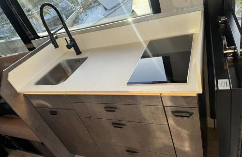 Yacht als Wohnung zu vermieten Hausboot direkt Tempelhofer Hafen - Foto 19