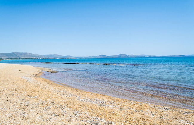 Family House near the Beach - Photo 51