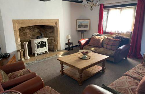 6 Bedroom Farm House with 12 Beds in Weldon - Foto 3