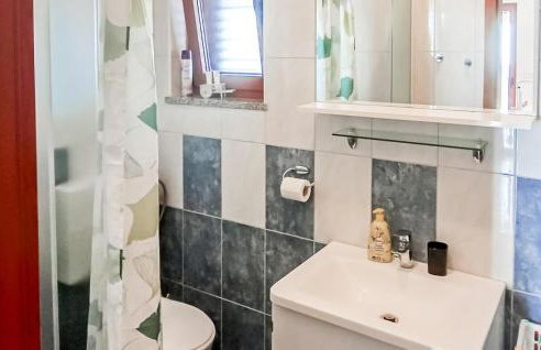 One-Bedroom Apartment In Vodnjan - Photo 12