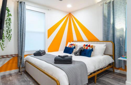 East Austin Bungalow w BBQ Firepit Fun Yard - Foto 2