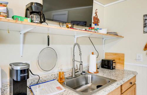 Shared Hot Tub and Fire Pit Tranquil Whittier Gem! - Foto 6