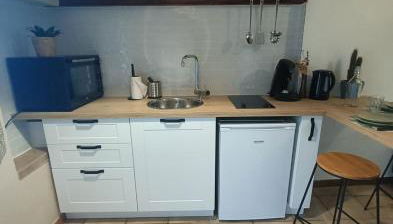 T2 chaleureux au coeur d'un village pittoresque - Foto 3