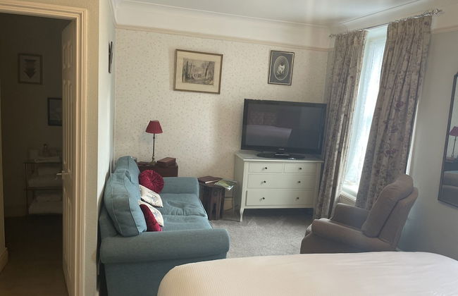 Milton House Studio Apartment Suites - Photo 27