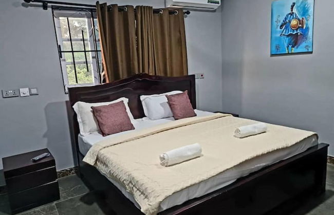 Cozy,quiet & Fantastic- Close to Highway - Parking - Foto 10