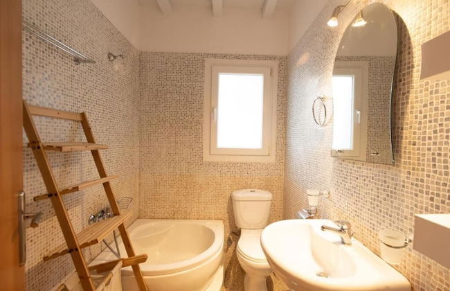 Dreamscape 3-Bedroom Mykonos Hideaway - Photo 31