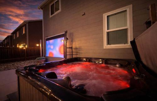 FlightDeck HotTub Fireplace NearAirport FamilyHome - Foto 60