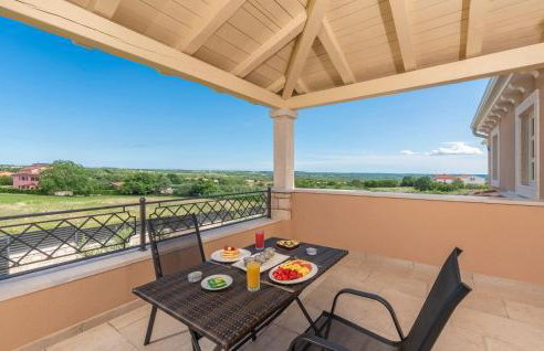 Villa Vistra, Brand New Luxury Villa with Poolbar - Foto 18