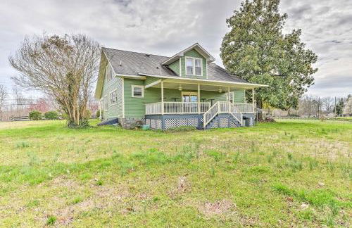 Elegant and Spacious Retreat about 18 Mi to Lake Norman! - Photo 29