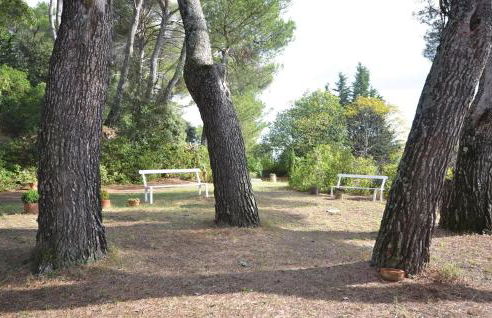 Lovely Home In Puymeras With Kitchen - Foto 7