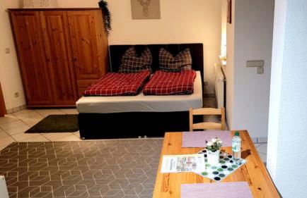 Wohlfühl-Ferienwohnung mit Tiefgarage im Grünen - Photo 13