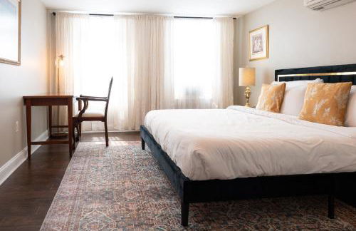 Luxury Federal Hill Home with Rooftop & 4 Parking Spots - Foto 10