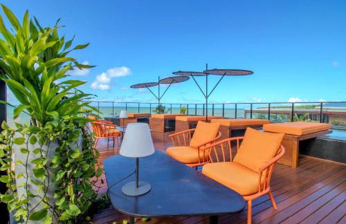 Viva hospedagens - Flat 009 beira mar com Varanda e piscina aquecida - Photo 42