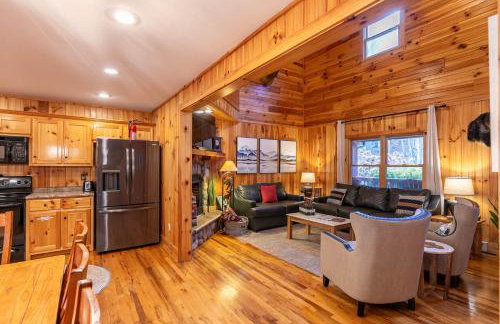 Riverbend Retreat - Photo 16